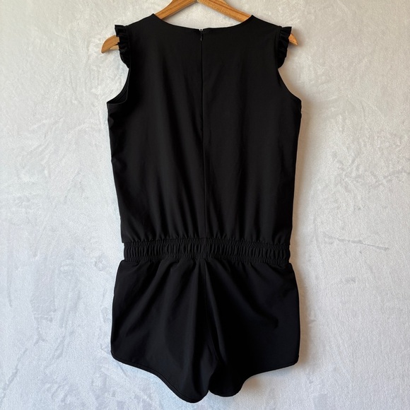 Albion Womens Black Ruffle Cap Sleeve One piece casual shorts Romper size XS - Picture 9 of 9